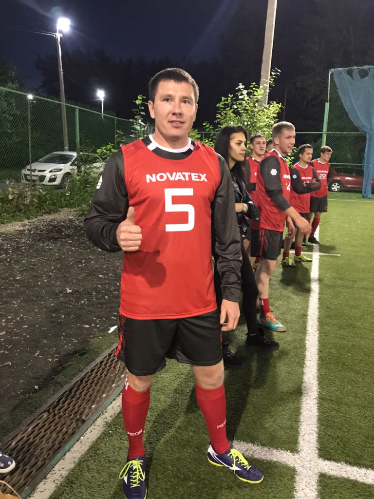 Команда ФК Новатекс